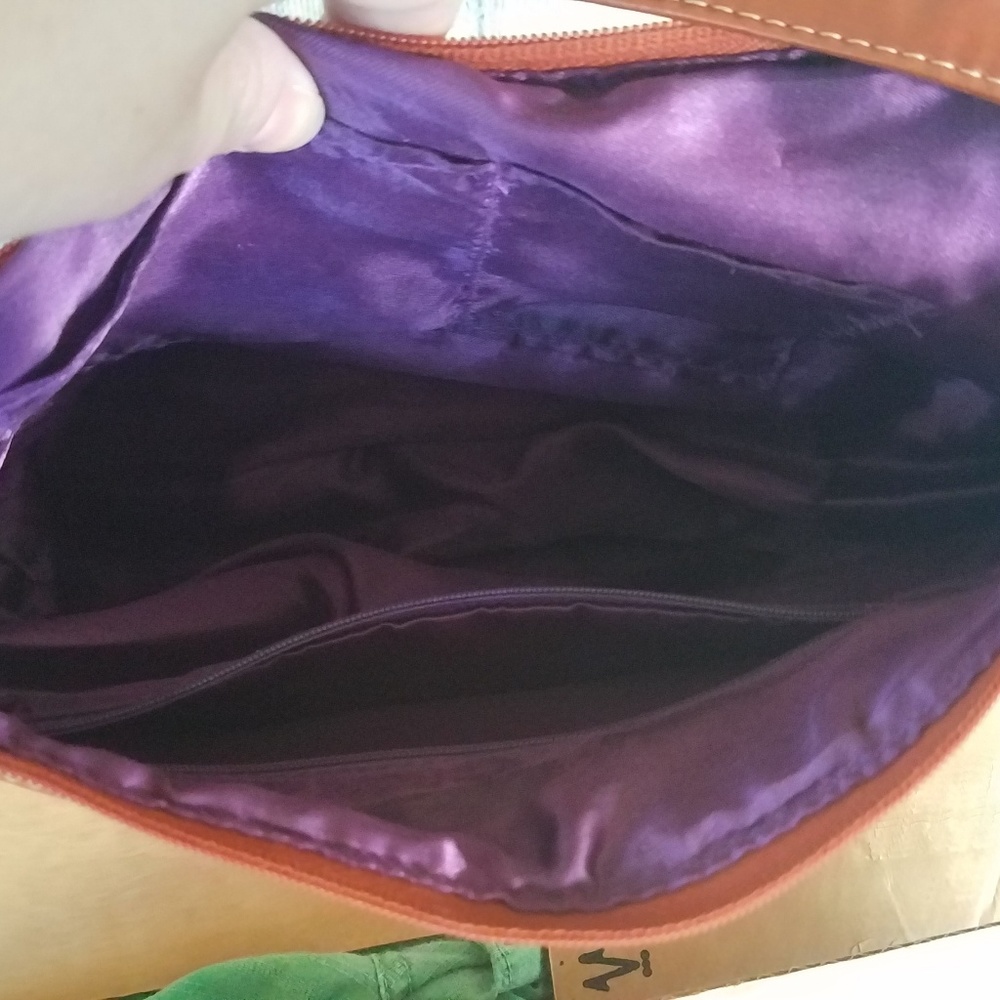 Purse - Picture 3 of 3